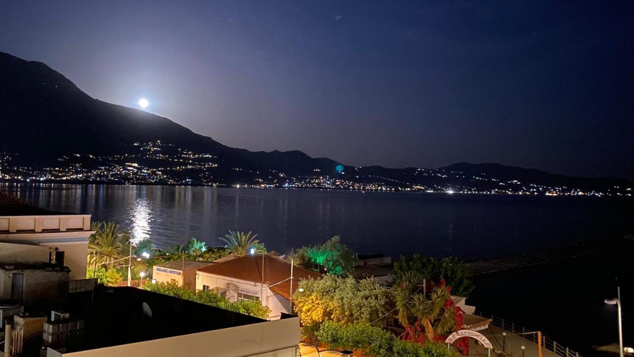 Messeiad Apartment Kalamata Ngoại thất bức ảnh